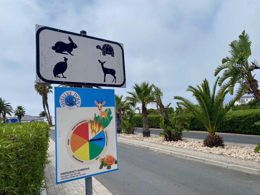 3 Bedroom Property for Sale in Golden Mile Western Cape